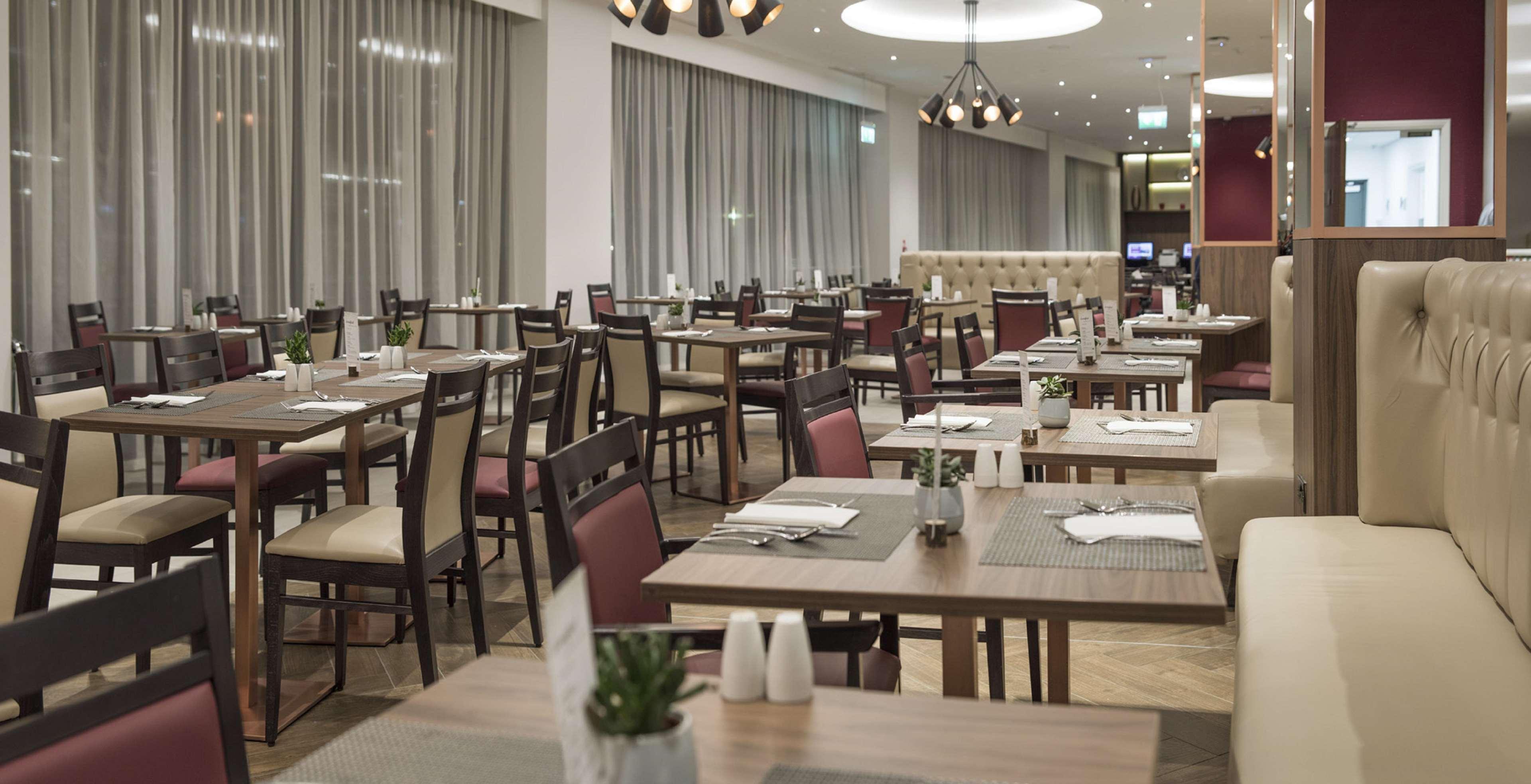 Hotel Hilton Garden Emirates Old Trafford