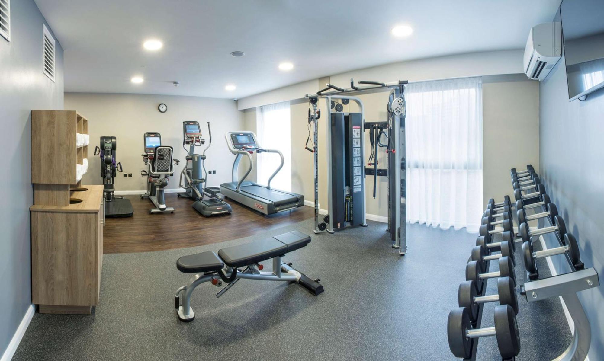 Hilton Garden Emirates Old Trafford 4*