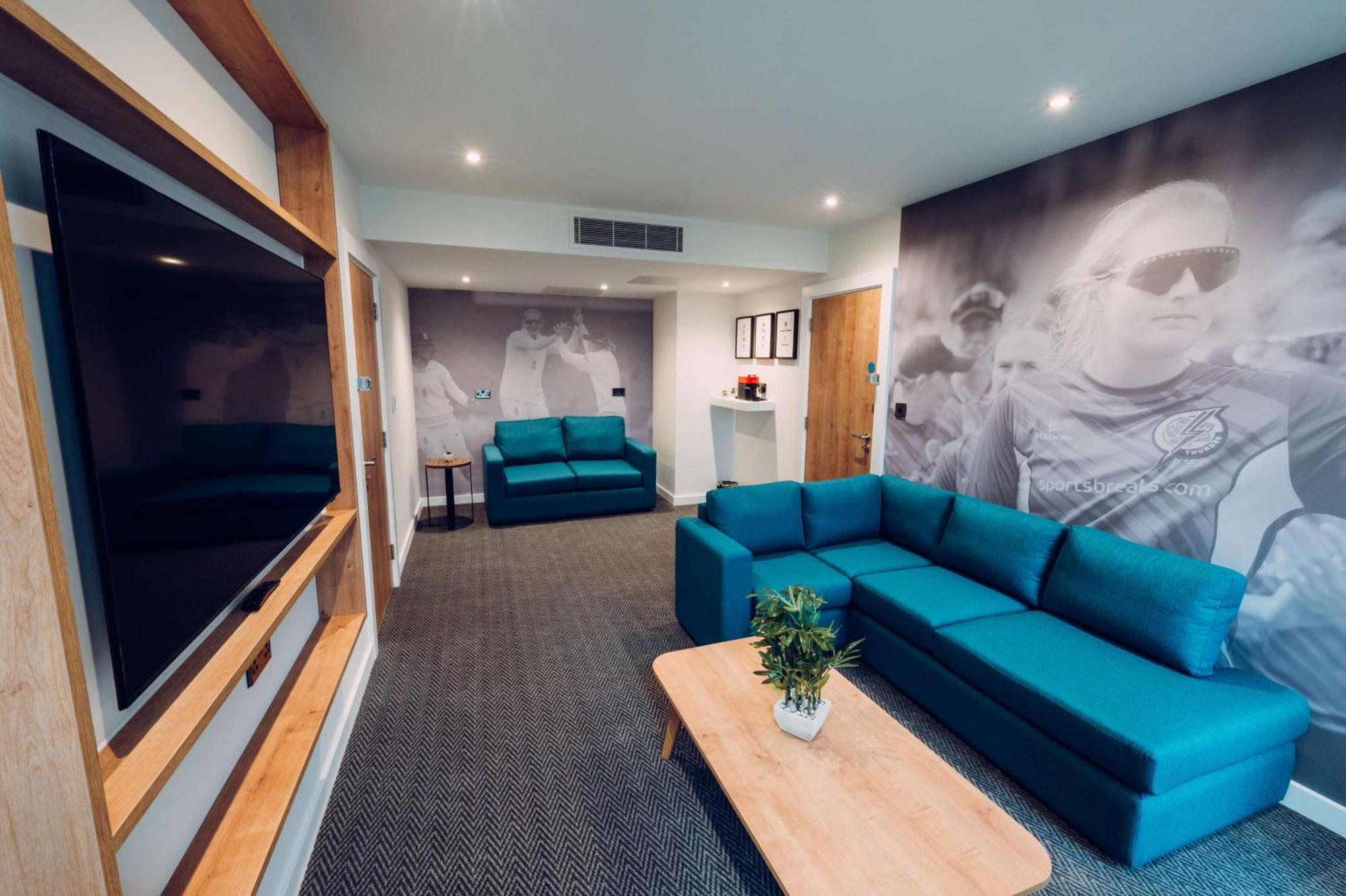Hilton Garden Emirates Old Trafford Manchester